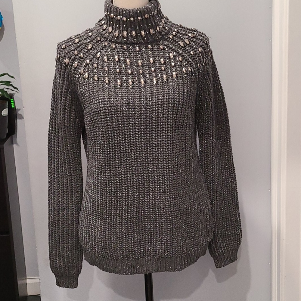 Cliche sweater